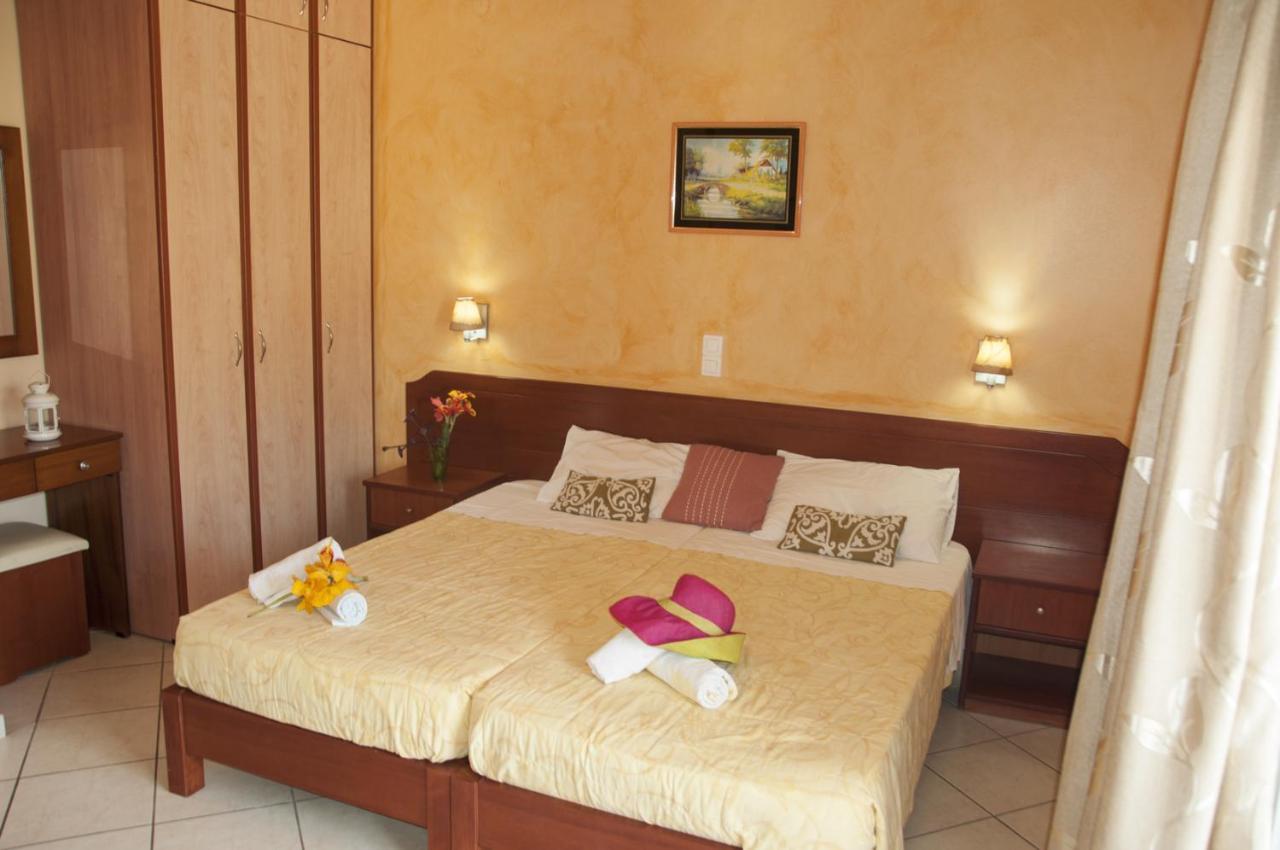 Michalis Goulis Aparthotel